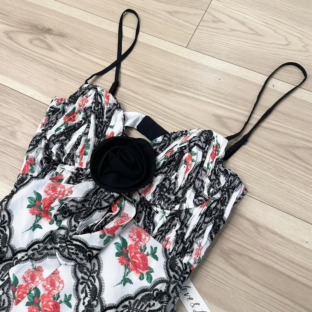 NWT For Love and Lemons Women’s Greta Floral Mini Dress - Picture 3 of 7